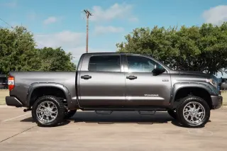 2019 Toyota Tundra SR5 5.7L V8