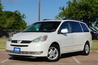 2004 Toyota Sienna XLE