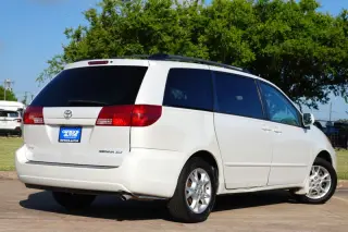 2004 Toyota Sienna XLE