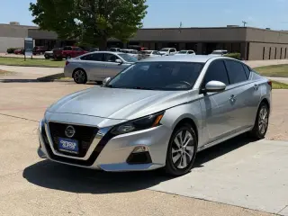 2022 Nissan Altima S FWD
