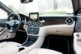 2016 Mercedes-Benz CLA 250