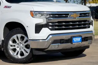 2022 Chevrolet Silverado 1500 4WD Crew Cab Short Bed LTZ