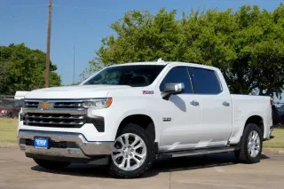 2022 Chevrolet Silverado 1500 4WD Crew Cab Short Bed LTZ