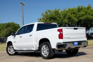 2022 Chevrolet Silverado 1500 4WD Crew Cab Short Bed LTZ