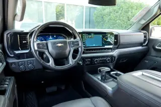 2022 Chevrolet Silverado 1500 4WD Crew Cab Short Bed LTZ