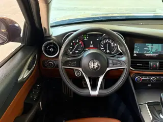 2017 Alfa Romeo Giulia Ti RWD