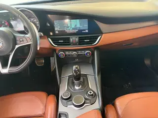 2017 Alfa Romeo Giulia Ti RWD