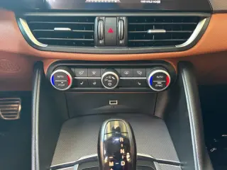 2017 Alfa Romeo Giulia Ti RWD