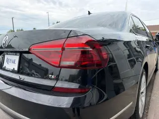 2018 Volkswagen Passat 2.0T SE