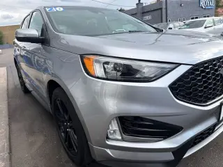 2020 Ford Edge ST Line