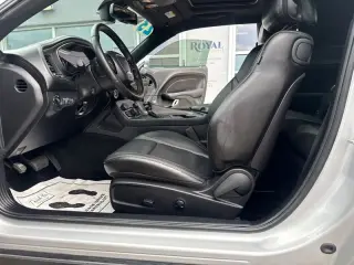 2023 Dodge Challenger SXT AWD Plus