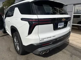 2026 Chevrolet Traverse AWD LT