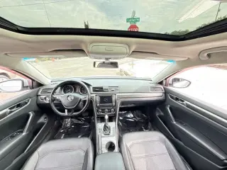 2018 Volkswagen Passat 2.0T SE