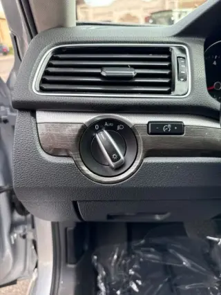 2018 Volkswagen Passat 2.0T SE