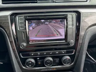 2018 Volkswagen Passat 2.0T SE