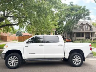 2014 Toyota Tundra Limited 5.7L V8