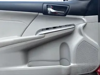 2014 Toyota Camry Hybrid XLE
