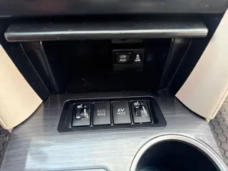 2014 Toyota Camry Hybrid XLE