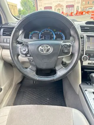 2014 Toyota Camry Hybrid XLE