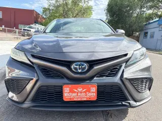 2024 Toyota Camry Hybrid SE