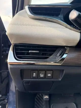 2016 Toyota Avalon Hybrid XLE Premium