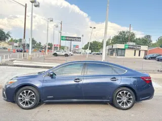 2016 Toyota Avalon Hybrid XLE Premium