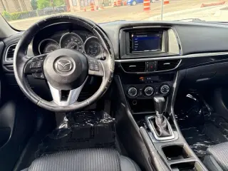 2015 Mazda Mazda6 i Sport