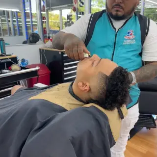 🔥 BARBERÍA #1 EN NORCROSS