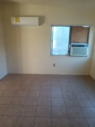 SAN BERNARDINO CASA de 3 RECS.