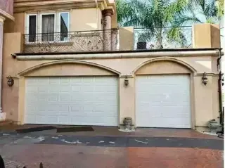 🛻🛻GARAGE DOORS A BAJO COSTO😳