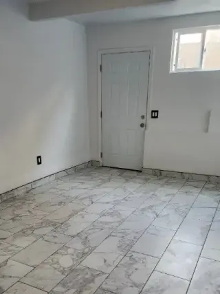 ESTE LOS ANGELES RENTO CASA