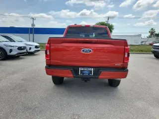 Ford F-150 2023 4x4 XLT 4dr SuperCrew 5.5 ft. SB