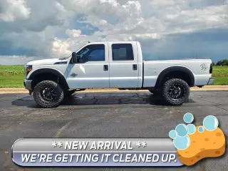 Ford F-250 Super Duty 2016 4x4 XLT 4dr Crew Cab 6.8 ft. SB Pickup