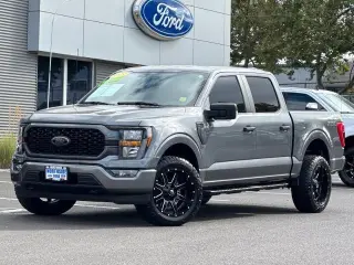 Ford F-150 2023 4x4 XL 4dr SuperCrew 5.5 ft. SB