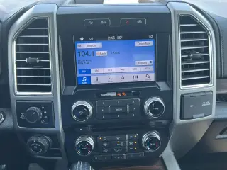 Ford F-150 2016 4x4 Lariat 4dr SuperCrew 5.5 ft. SB