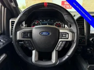 Ford F-150 2018 4x4 Raptor 4dr SuperCrew 5.5 ft SB
