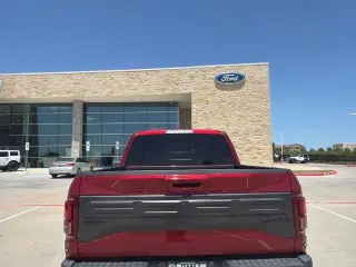 Ford F-150 2018 4x4 Raptor 4dr SuperCrew 5.5 ft SB
