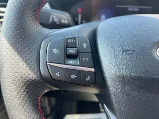 Ford Escape 2024 con tracción en las cuatro ruedas ST-Line 4dr SUV