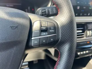 Ford Escape 2024 con tracción en las cuatro ruedas ST-Line 4dr SUV