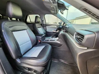 Ford Explorer 2022 AWD XLT 4dr SUV