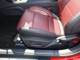 Ford Mustang 2025 EcoBoost Premium convertible 2 de dos lugares.