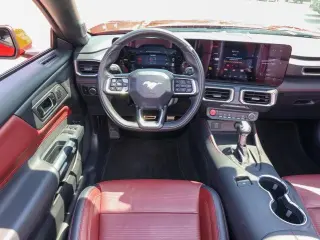 Ford Mustang 2025 EcoBoost Premium convertible 2 de dos lugares.
