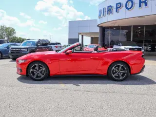 Ford Mustang 2025 EcoBoost Premium convertible 2 de dos lugares.