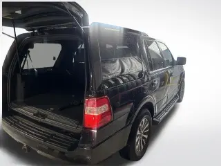 Ford Expedition 2017 4x4 XLT 4dr SUV