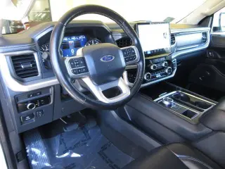 Ford Expedition 2024 4x2 XLT 4dr SUV