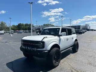 Ford Bronco 2024 4x4 Outer Banks 4dr SUV