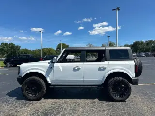 Ford Bronco 2024 4x4 Outer Banks 4dr SUV