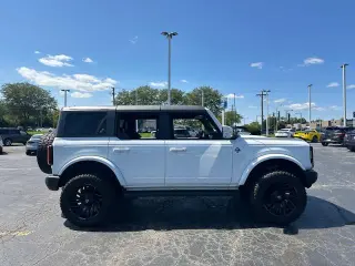 Ford Bronco 2024 4x4 Outer Banks 4dr SUV