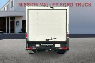Ford E-Series 2022 E-350 SD 2dr 138 in. WB SRW Cutaway Chassis