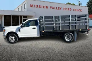 Ford F-350 Super Duty 2021 4x2 XL 2dr Regular Cab 145 in. WB DRW Chassis